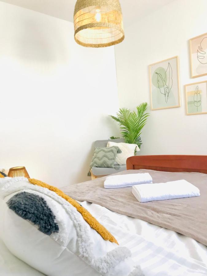 Apartmani-Okrug Gornji-Ciovo トロギール エクステリア 写真
