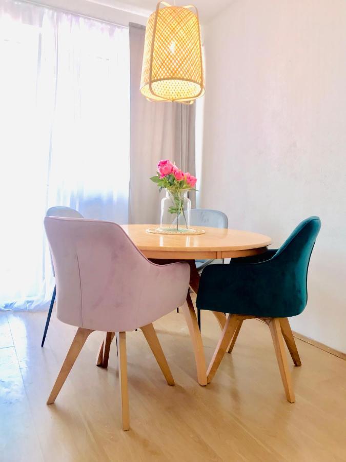 Apartmani-Okrug Gornji-Ciovo トロギール エクステリア 写真